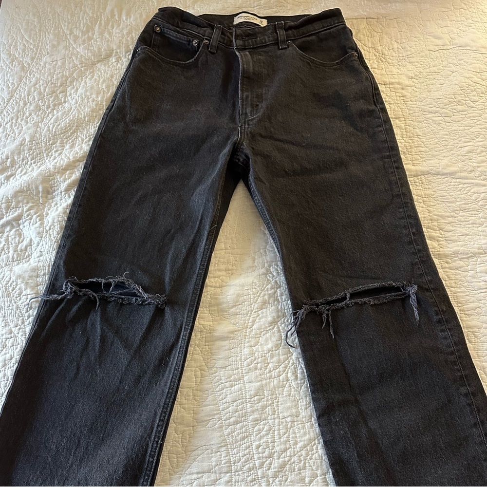 Abercrombie and Fitch High Rise 90s Relaxed Ripped Jeans